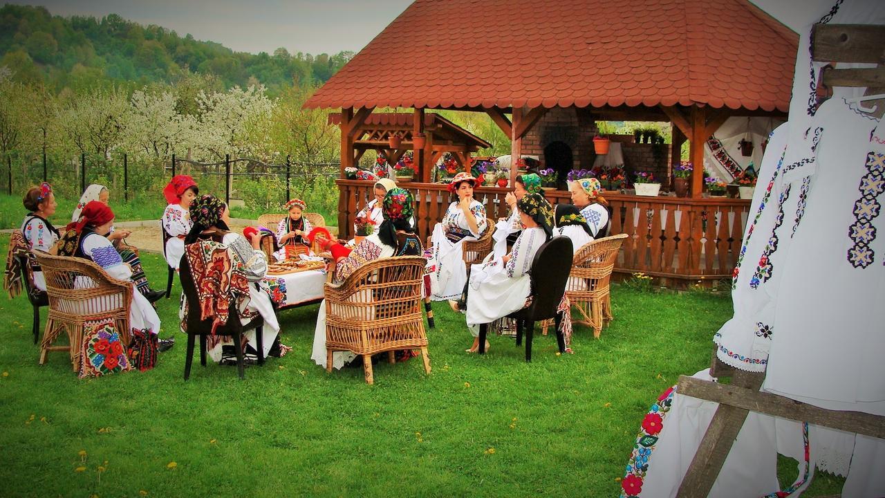 Pensiunea Rares Bistrita Bargaului المظهر الخارجي الصورة